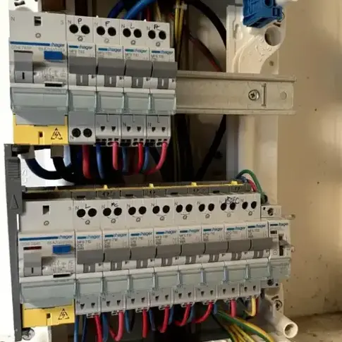 électricien à Sainte-Pazanne - image 2