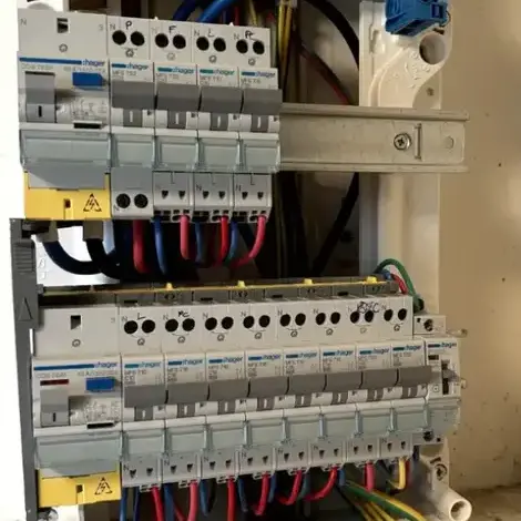 mise aux normes électriques à Sainte-Pazanne - image 3
